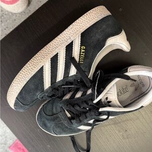 adidas gazelle silver green womens adidas Gazelle Shoes - Kids - Grey Three / Cloud White / Gold